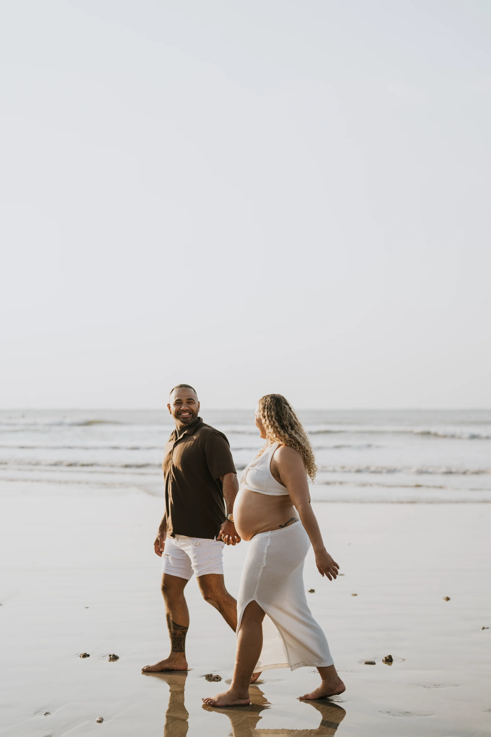Maternity At Muaya Beach