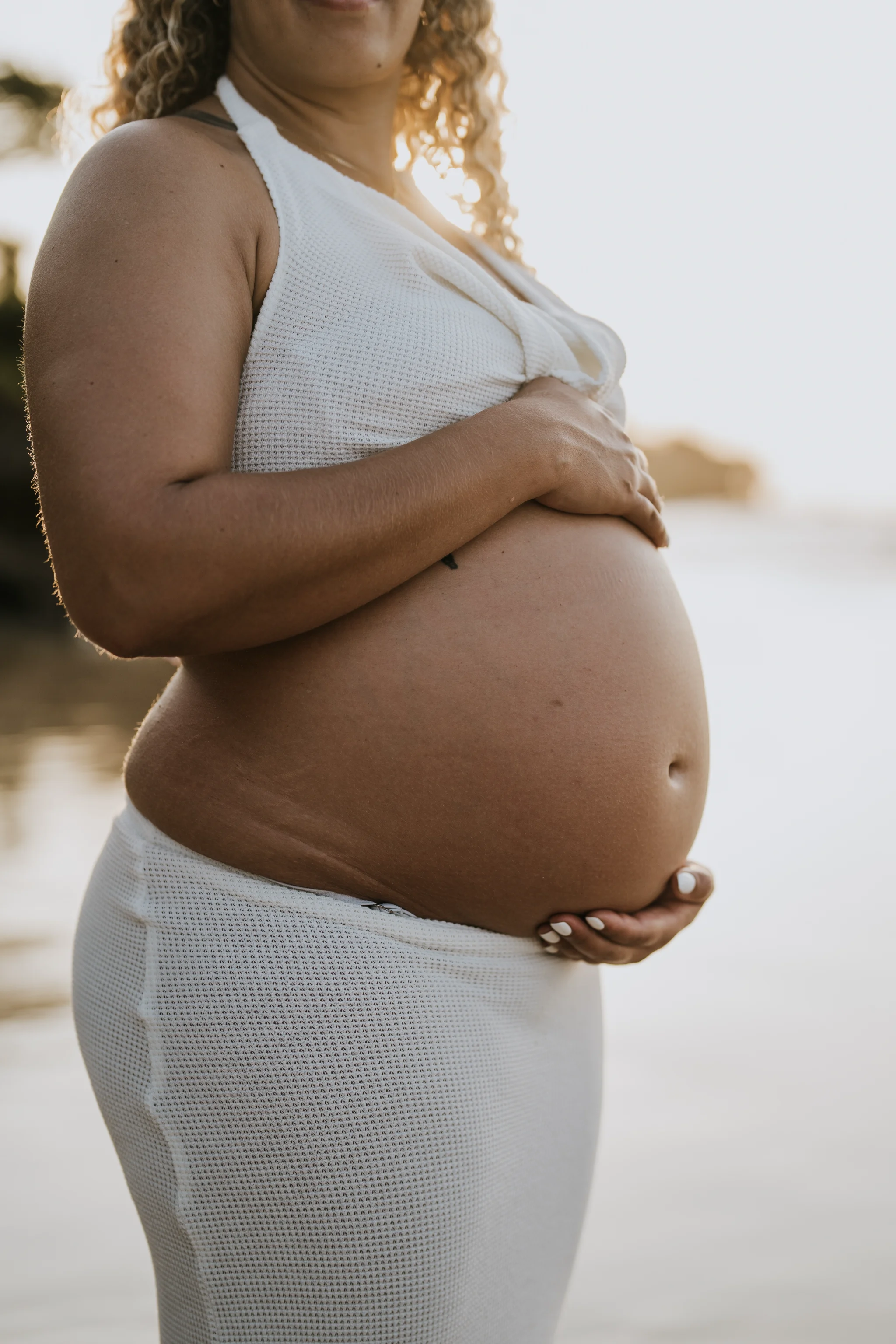 Maternity At Muaya Beach